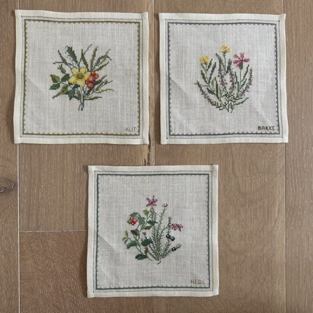 Floral Delicate Needlepoint – Set of 3 (6.5" x 6.5")